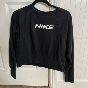 Nike cropped crewneck